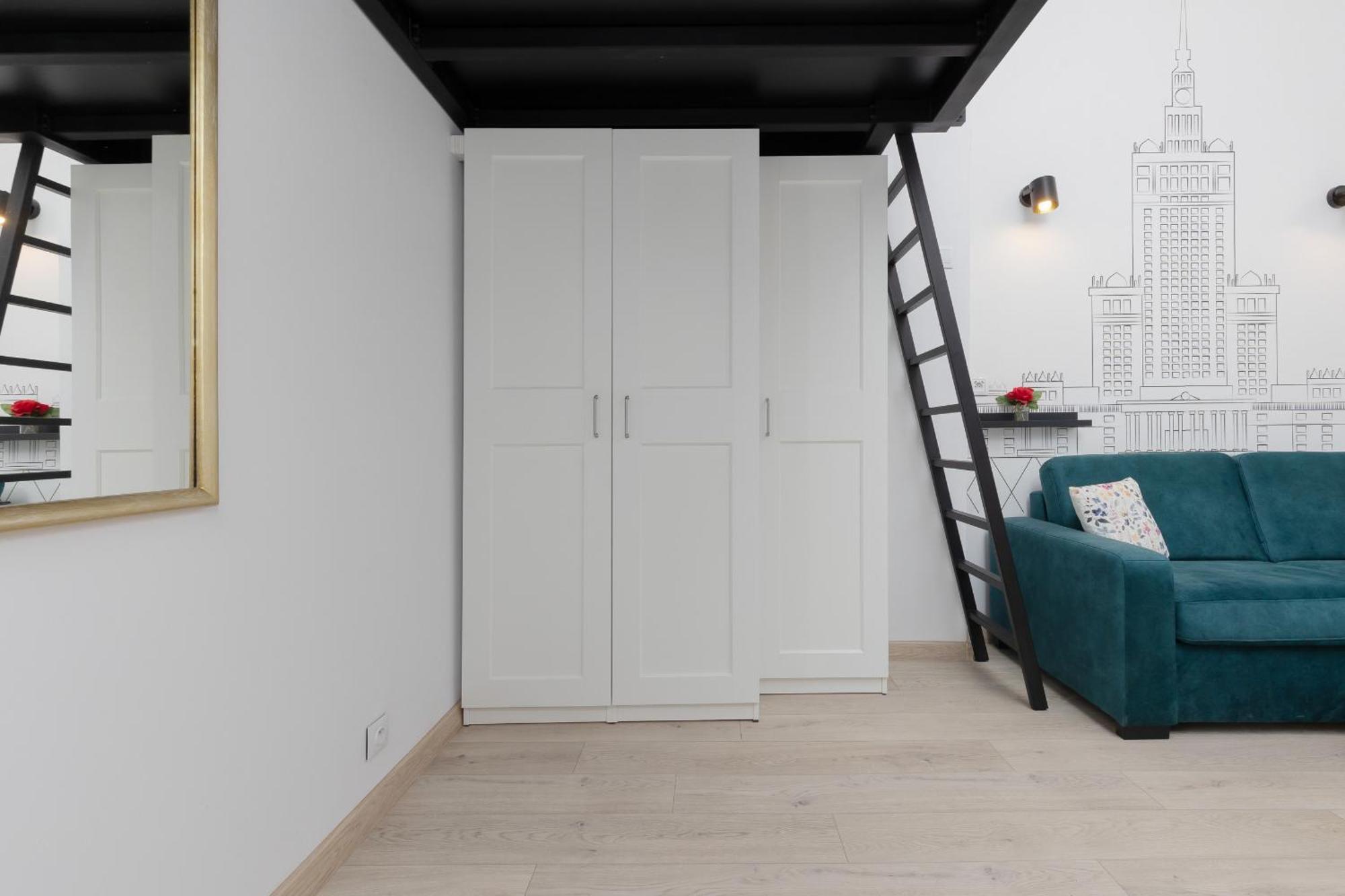 Aleja Wyzwolenia Studio with Mezzanine Warsaw Downtown by Noclegi Renters Exteriör bild